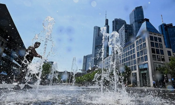 Vala ekstreme e të nxehtit thyen rekord në Gjermani, sot pritet deri në 42°C