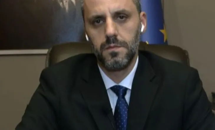 “Vendimi për dëbimin e Hudutit u mbështet në të dhënat e inteligjencës”, Lamallari: Kërcënon sigurinë kombëtare