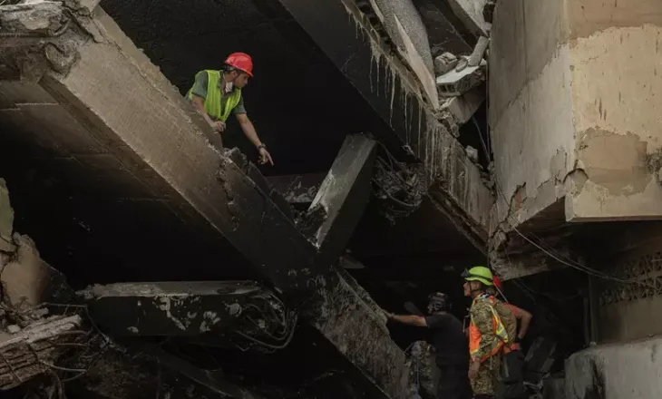 Venezuelë/ 12-vjeçari nxirret i gjallë nga La Guaira pesë ditë pas tërmetit (VIDEO)