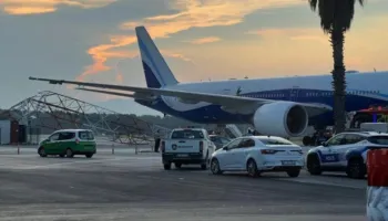 VIDEO / Avioni i Turkish Airlines përplaset me një kullë në Antalya, shtylla depërton në kabinë