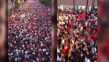 VIDEO/ Bushati-Ramës: Mund të zvarritesh poshtë karriges, por legjitimiteti të ka marr fund