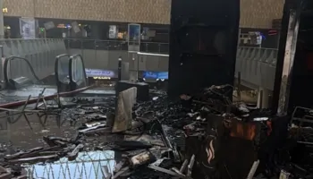 Video/ Imazhe shkatërrimi në aeroportin e Kuvajtit pas sulmit iranian, një i vdekur dhe shumë të plagosur