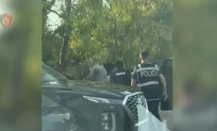 VIDEO/ Mbi 800 gramë kokainë dhe kanabis në makinë, arrestohet 35-vjeçari në Tiranë