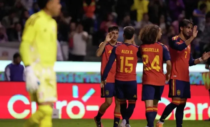 Video/ Spanja shkëlqen para startit të Botërorit, “La Roja” mund me tre gola Perunë në miqësoren e fundit