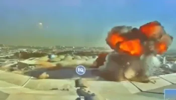 VIDEO/ Sulmi në aeroportin e Kuvajtit, kamerat kapin momentin e goditjes nga droni iranian