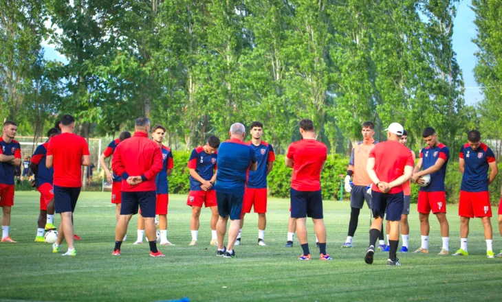 Vijojnë largimet nga Vllaznia, dy futbollistë ikën ditën e djeshme