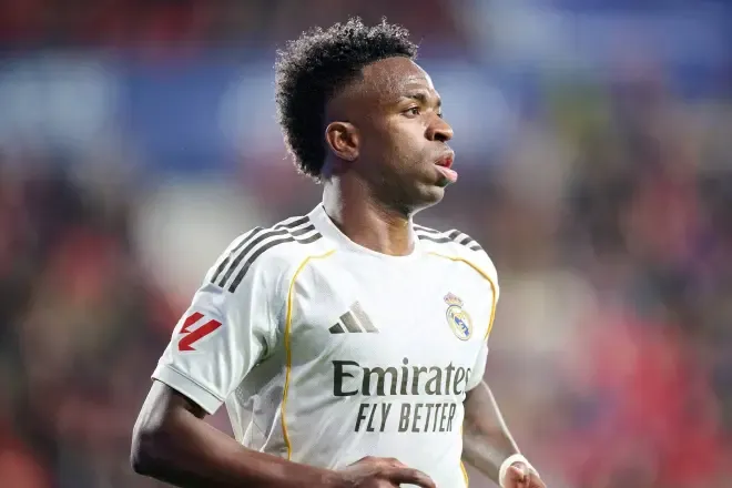 Vinicius Junior ende me dy mendje, Real Madrid piketon në Serie A zëvendësuesin e mundshëm të brazilianit