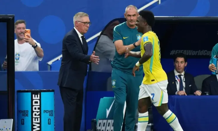 Vinicius po shkëlqen, Ancelotti: Lojtar i jashtëzakonshëm, një nga më të mirët në botë