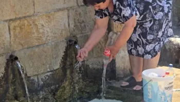 Viti 2026, ende si ‘mesjetë’/ 400 familje në Fier, hasin mungesën e furnizimit me ujë: Paguajmë faturat, prapë pa ujë