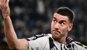 Vlahovic, sot është dita e së vërtetës. Marrëveshje për rinovim ose largim nga Juventusi