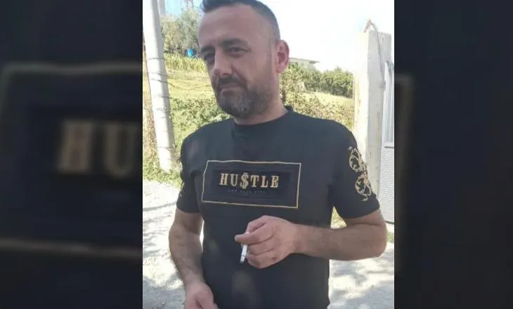 Vrasja e 28-vjeçarit në Paskuqan, policia e Tiranës: Autori Sadik Llanaj i rrezikshëm, po kërkohet nga RENEA