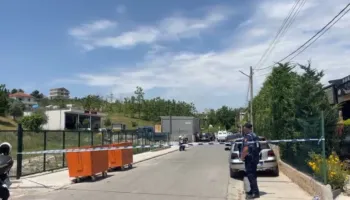 Vrasja me armë zjarri pranë Paskuqanit, reagon policia: Konflikti nisi për motive të dobëta, ka nisur puna për kapjen e autorit