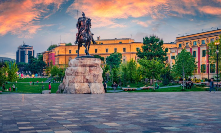 “Wom Travel” për Shqipërinë: Jo vetëm Ksamili! Një vend plot histori, natyrë dhe shije