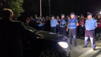 Zbulohet mesazhi që ndryshoi rrjedhën e protestës, studenti nga Serbia propozoi bllokimin e autostradës