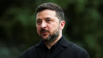 Zelensky paralajmëron Bjellorusinë të heqë pajisjet sinjalizuese që Rusia i përdor për sulme