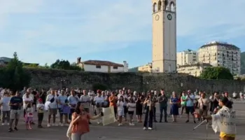 Zgjerohet protesta edhe në Elbasan, në thirrjet e qytetarëve brohoritet për të drejtat e tyre