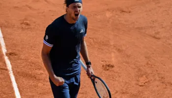 Zverev thyen tabunë, mund Cobolli në finalen e Roland Garros dhe fiton grand slam-in e parë në karrierë