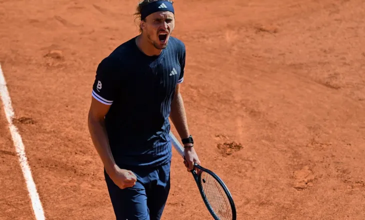 Zverev thyen tabunë, mund Cobolli në finalen e Roland Garros dhe fiton grand slam-in e parë në karrierë