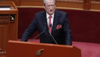 Zvërneci/ Berisha për Ramën: Tha se do shkonte në katund, në qeli e ka vendin