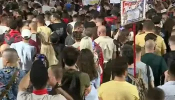 “Zvërneci”/ Mbyllet dita e 19-të e protestës, qytetarët nisin marshimin