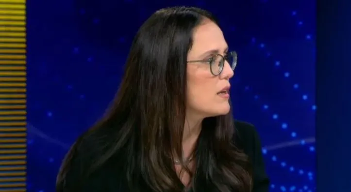 ‘Zvërneci’/ Ministrja Ibrahimaj: Nuk është dorëzuar një projekt, është dhënë leje për analizën mjedisore