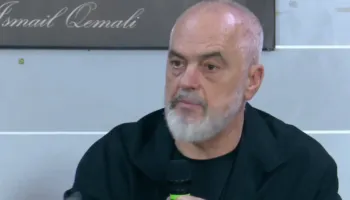 “Zvërneci” në gjykatë, Rama takim me banorët: Paratë e shitjes janë bllokuar, nëse fitoni ato ju takojnë juve! Investimi vijon