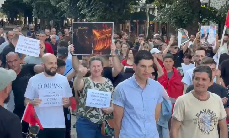 Zvërneci, qytetarët e Shkodrës, Korçës dhe Pogradecit në protestë kundër projektit