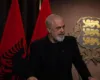 ‘Zvërneci’/ Rama fton protestuesit për bashkëbisedim: Mua këtu më keni, mblidhuni jo më shumë se 20 vetë dhe bujrum