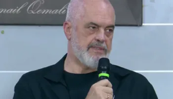 “Zvërneci”, Rama takon banorët: Në Shqipëri nëse shitet ose jo prona private, këtë e vendos pronari, jo qeveria