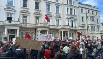 Zvërneci, shqiptarët në Britaninë e Madhe protestë para ambasadës shqiptare