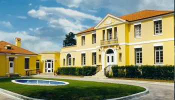 104 vjet miqësi SHBA-Shqipëri, Ambasada Amerikane në Tiranë: Një lidhje që historia nuk mundi ta prishte