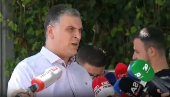 “250 mijë dollarë për të asgjësuar…”/ Blushi pas seancës në GJKKO: Kishte një komplot mafioz ndërkombëtar ndaj Metës!