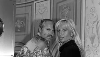 29 vjet nga vrasja e Gianni Versace, Donatella vazhdon trashëgiminë e ikonës së modës