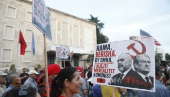 39 ditë protestë në Tiranë, qytetarët thirrje kundër klasës politike