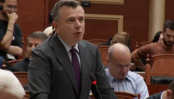 4 policë në urgjencë, Balla: Dhuna u orkestrua nga persona me lidhje me Gardën Revolucionare të Iranit