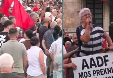 “43 ditë protestë janë për ne, 43 orë”/ E moshuara nga Durrësi: Balluku kërkon të na nxjerrë nga shtëpitë, hajdutja…