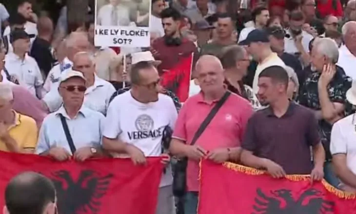 53 ditë protesta kundër kryeministrit/ Nis marshimi i qytetarëve drejt Kryeministrisë: Edi Rama jepe dorëheqjen