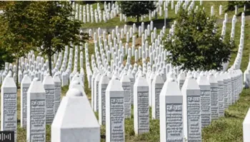 8 mijë burra e djem myslimanë u vranë barbarisht/ 31 vite nga Masakra e Srebrenicës