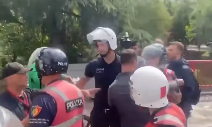 AGSH dënon dhunën ndaj gazetarëve gjatë protestës te Kuvendi