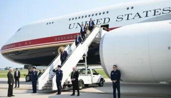 Air Force One i ri i Boeing: Dorëzimi shtyhet, shqetësimet mbeten