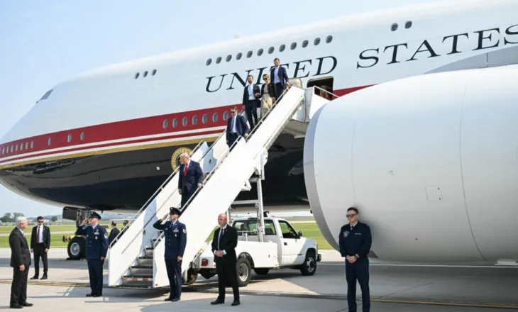 Air Force One i ri i Boeing: Dorëzimi shtyhet, shqetësimet mbeten