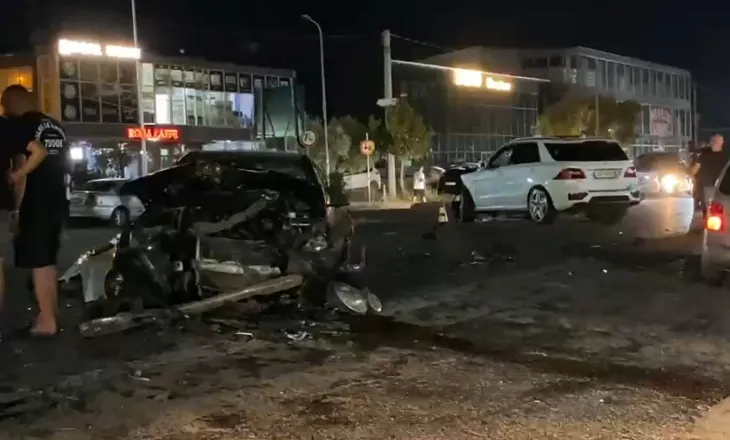 Aksident i rëndë në aksin Fushë Krujë-Tiranë, përplasen 3 automjete në Nikël, disa të plagosur te Trauma