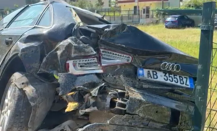 Aksident i rëndë në aksin Lezhë–Shëngjin, 31-vjeçari humb kontrollin e “Audi”-t dhe përplaset me murin e dy makina të parkuara