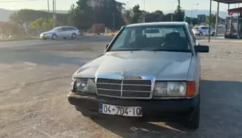Aksident i rëndë në Lezhë/ ‘Benzi’ me targa të Kosovës përplas 66-vjeçarin me biçikletë, dërgohet me urgjencë te Trauma