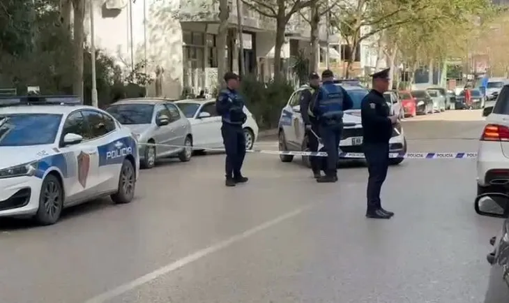 Aksident i rëndë në Vlorë, plagosen dy vajza, detajet e para