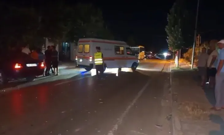 Aksident në aksin Lushnjë-Berat/ Benz-i përplas nga pas një automjet, e moshuara dërgohet me urgjencë në spital
