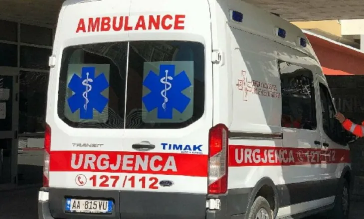 Aksident në autostradën Levan–Tepelenë, dy të plagosur pas përplasjes së dy automjeteve