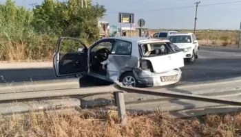 Aksident në autostradën Lushnje-Fier, një nga drejtuesit dërgohet urgjent për në spital