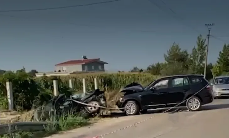 Aksident tragjik në aksin Divjakë-Çermë, humb jetën një 39-vjeçar, plagosen katër të tjerë