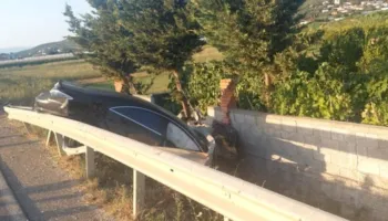 Aksident tragjik në Qyrkan të Cërrikut, humbin jetën dy persona nga përplasja e makinave